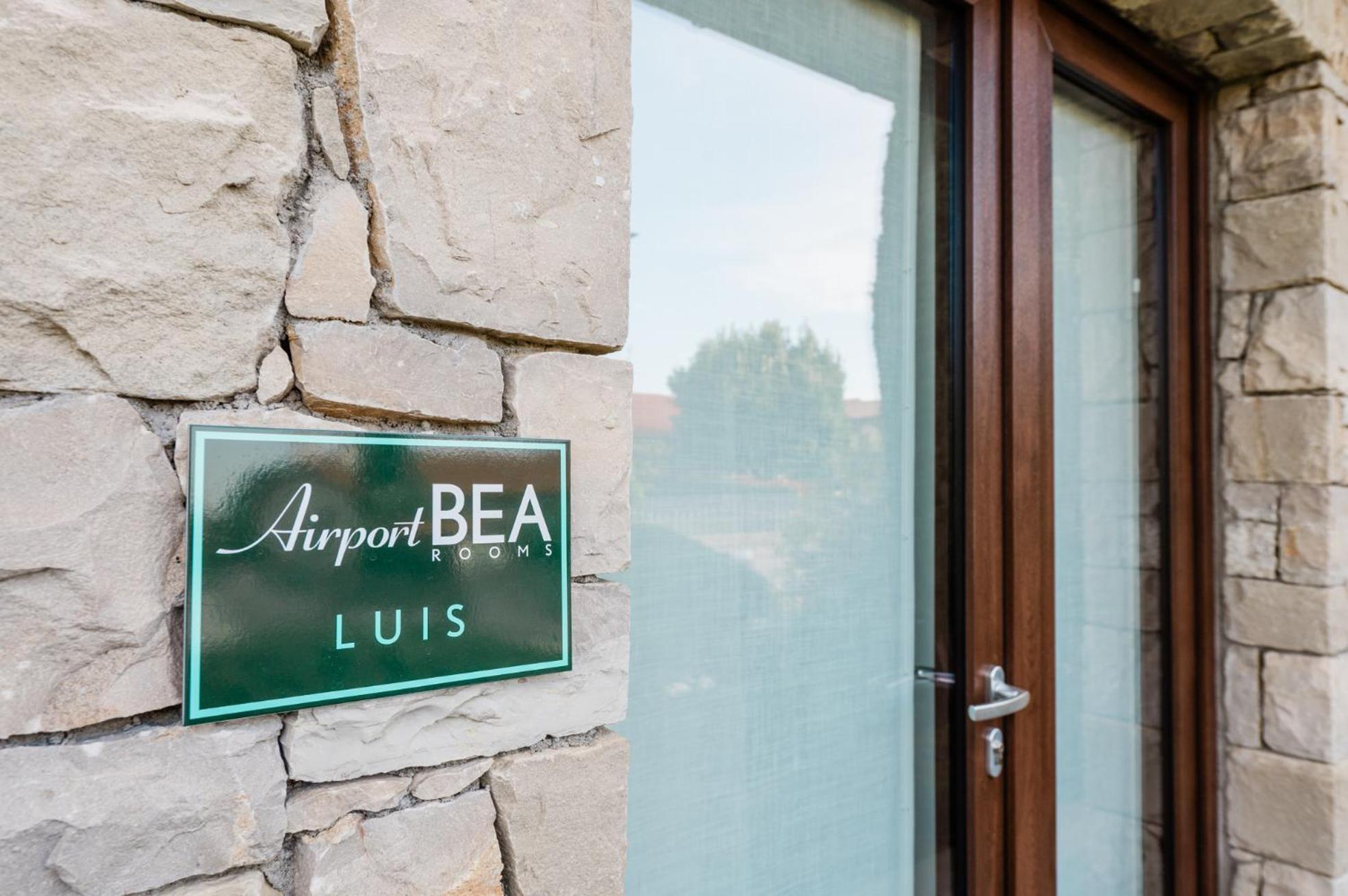 Airport Bea Rooms Azzano San Paolo Exterior foto