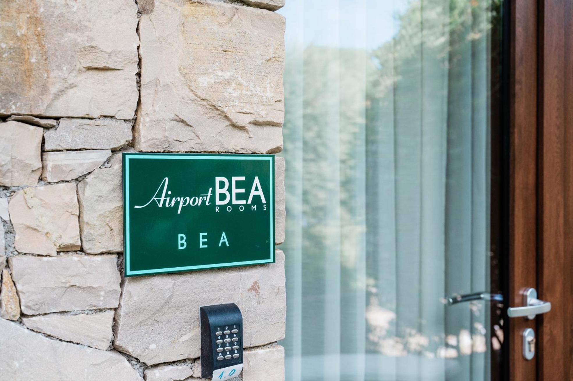 Airport Bea Rooms Azzano San Paolo Exterior foto